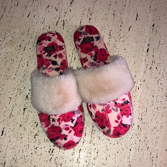 Victoria Secret Slippers - Picture 3 of 3